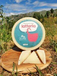 Latteria di Capra, Zore