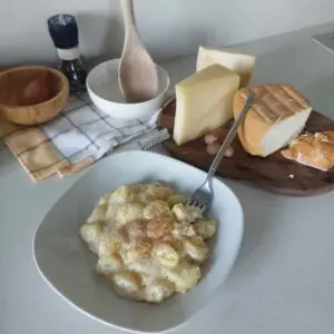Gnocchi in crema di formaggi friulani