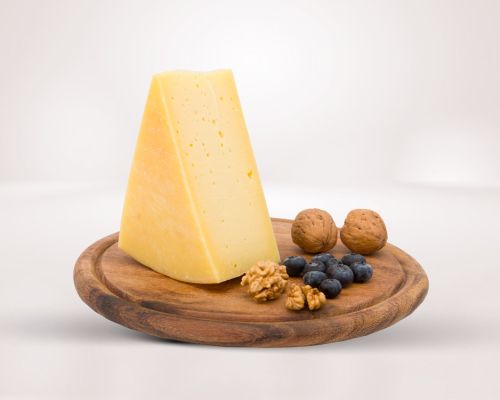 Montasio DOP Stagionato Caseificio della Savia Basiliano