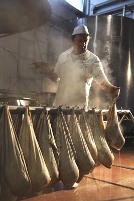 lavorazioni caseificio sociale alto but