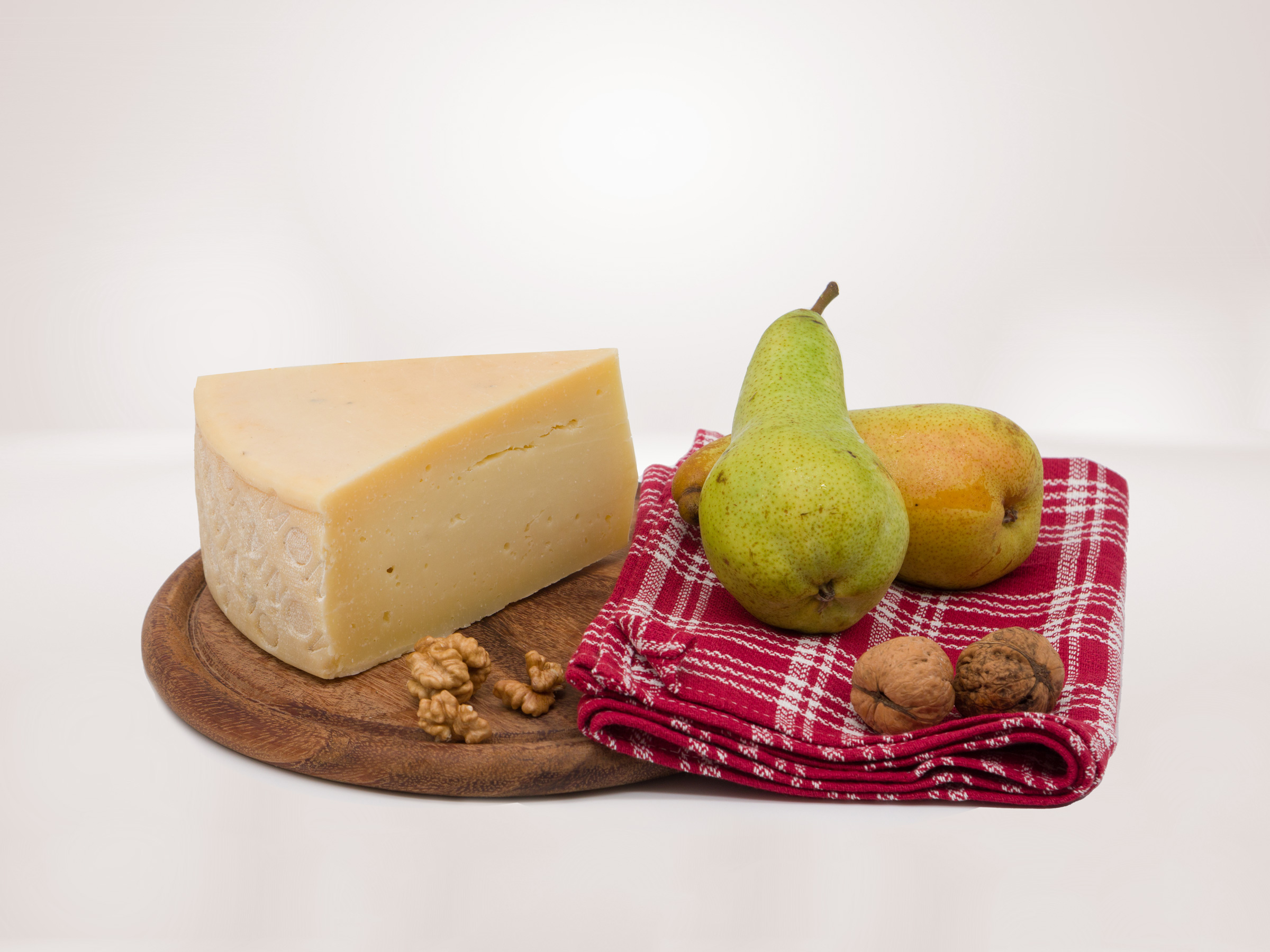 montasio mezzano