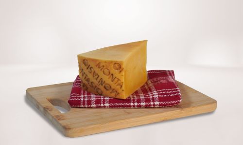 montasio dop malga montasio