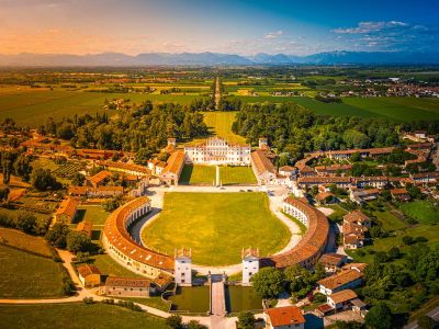 Villa Manin dall'alto